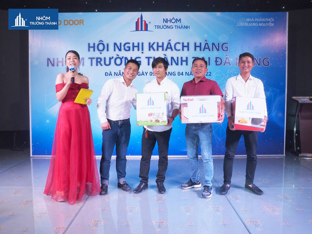 Hội nghị khách hàng Nhôm Trường Thành